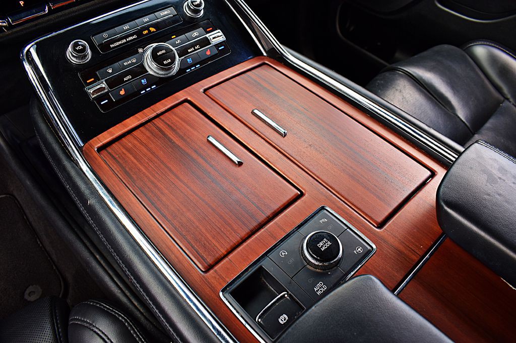 2020 Lincoln Navigator Image 32