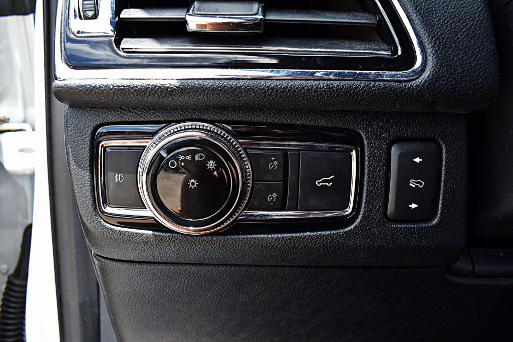 2020 Lincoln Navigator Image 36