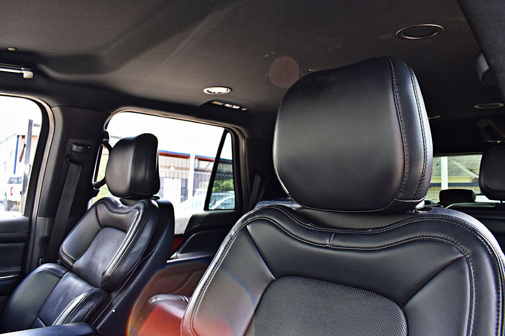 2020 Lincoln Navigator Image 41