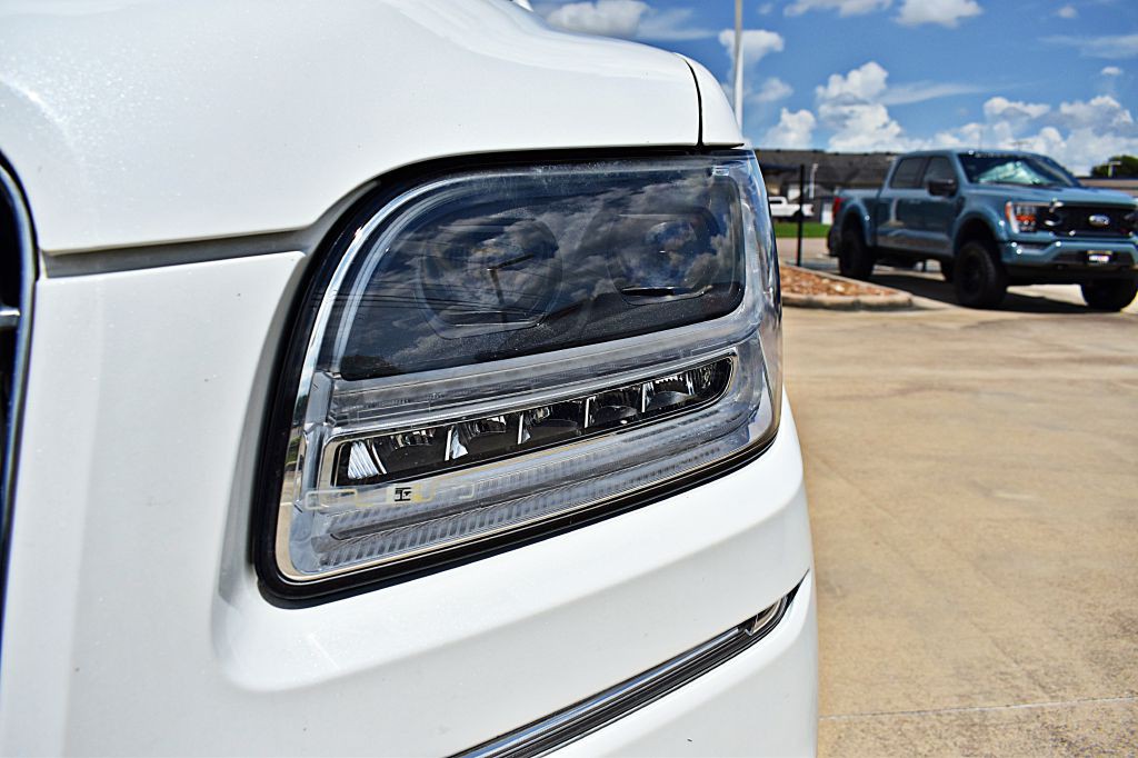 2020 Lincoln Navigator Image 42