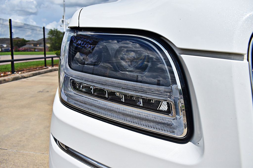 2020 Lincoln Navigator Image 43