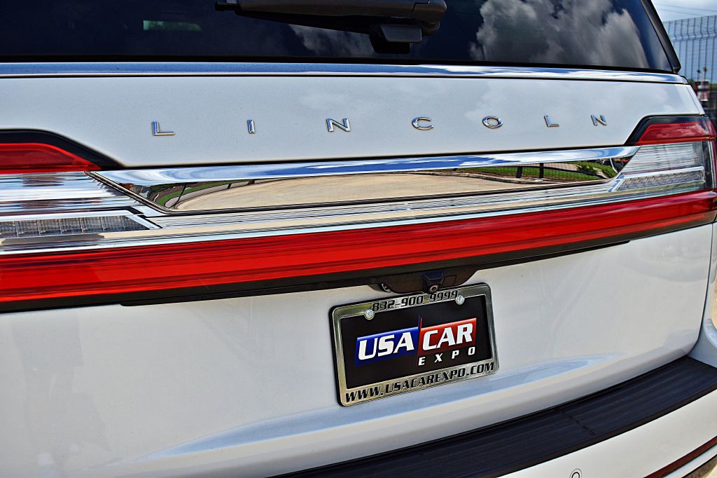 2020 Lincoln Navigator Image 50