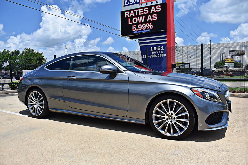 2017 Mercedes-Benz C-Class Image 3