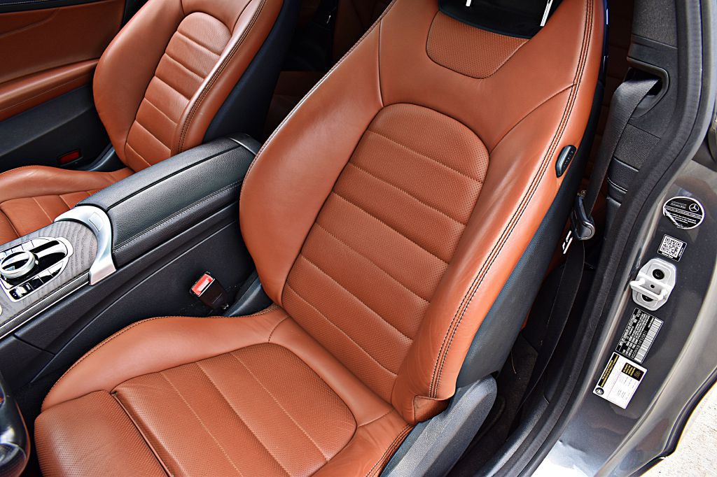 2017 Mercedes-Benz C-Class Image 16