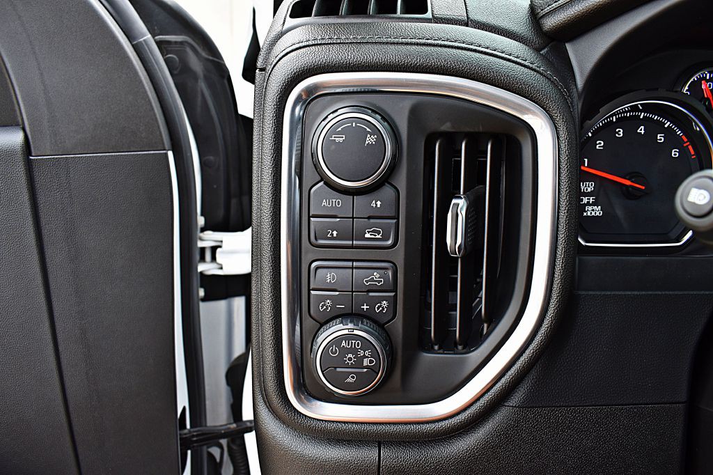 2019 Chevrolet Silverado 1500 Image 48