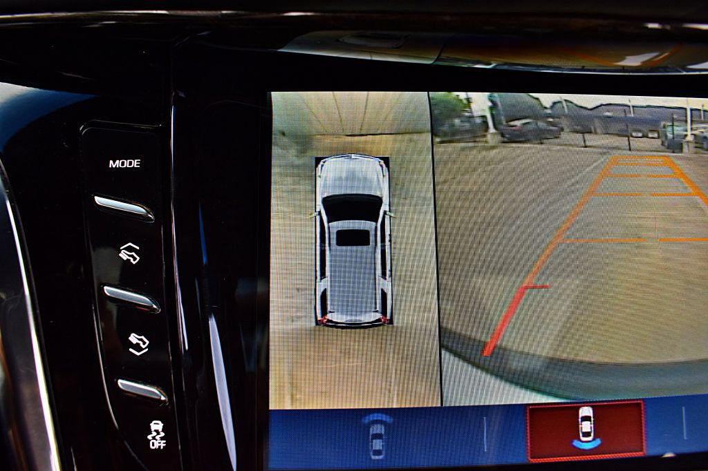 2017 Cadillac Escalade Image 34