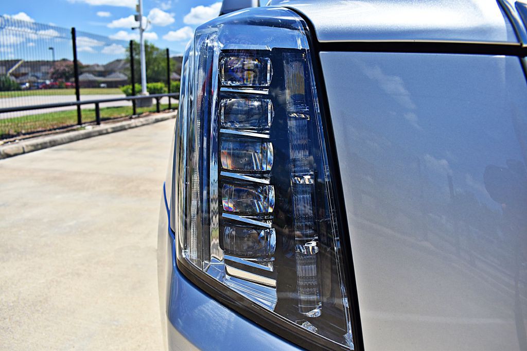 2017 Cadillac Escalade Image 54