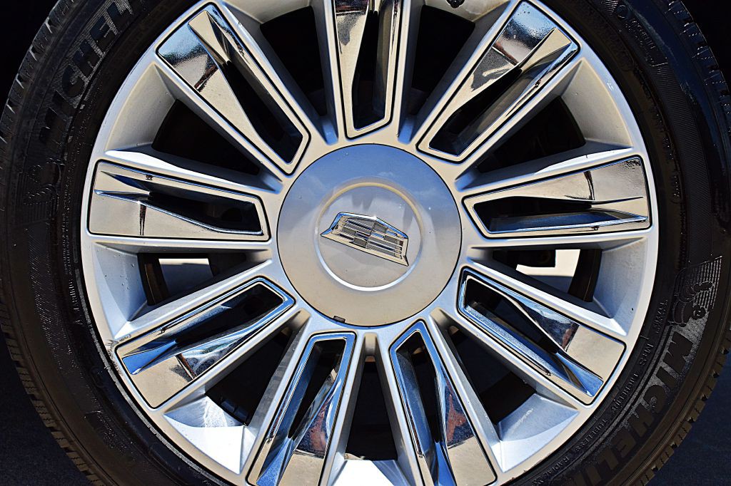 2017 Cadillac Escalade Image 57
