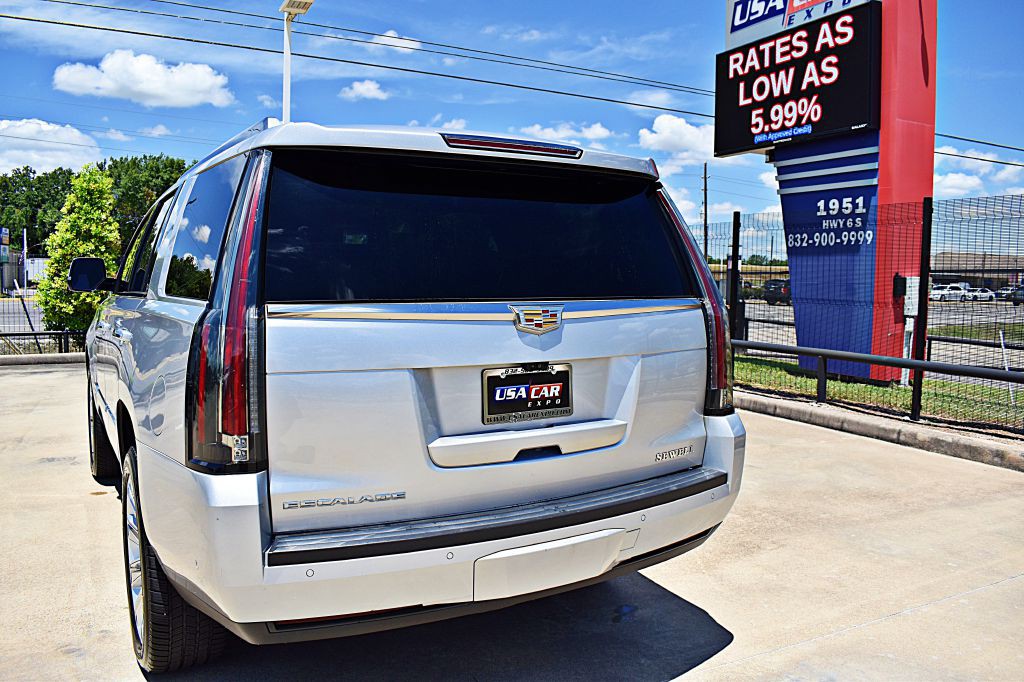 2017 Cadillac Escalade Image 63