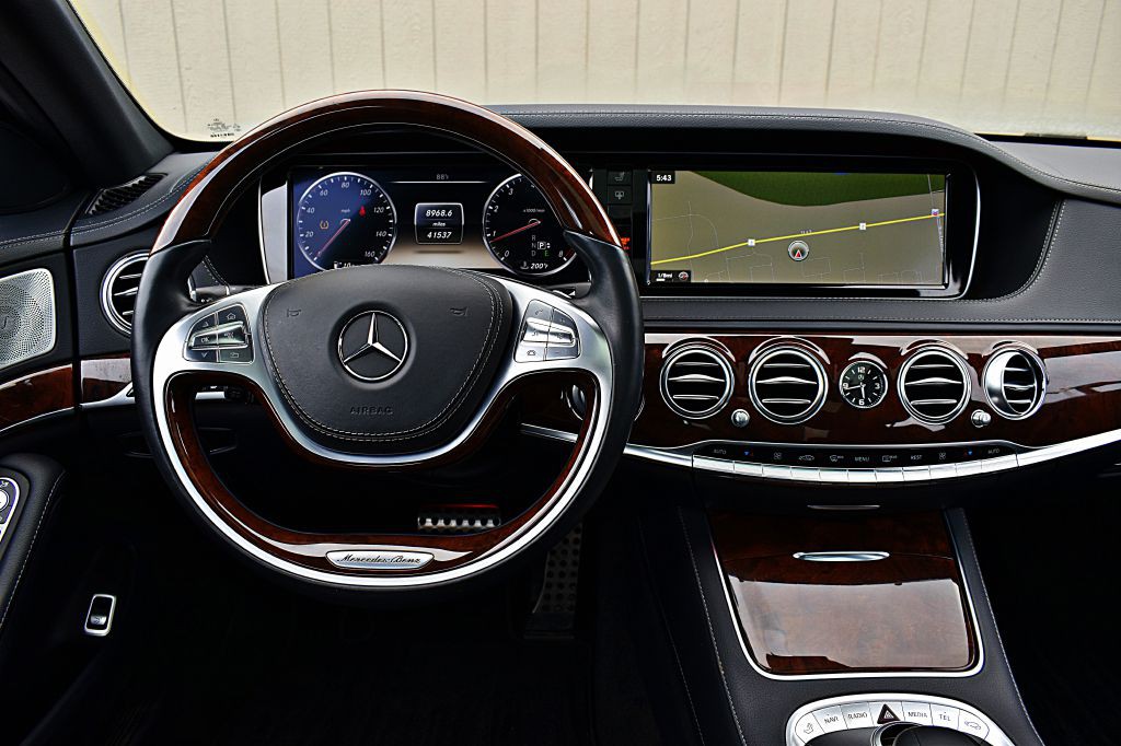 2014 Mercedes-Benz S-Class Image 24