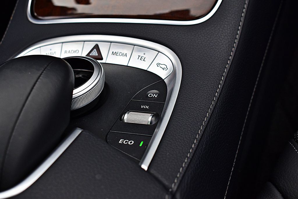 2014 Mercedes-Benz S-Class Image 37