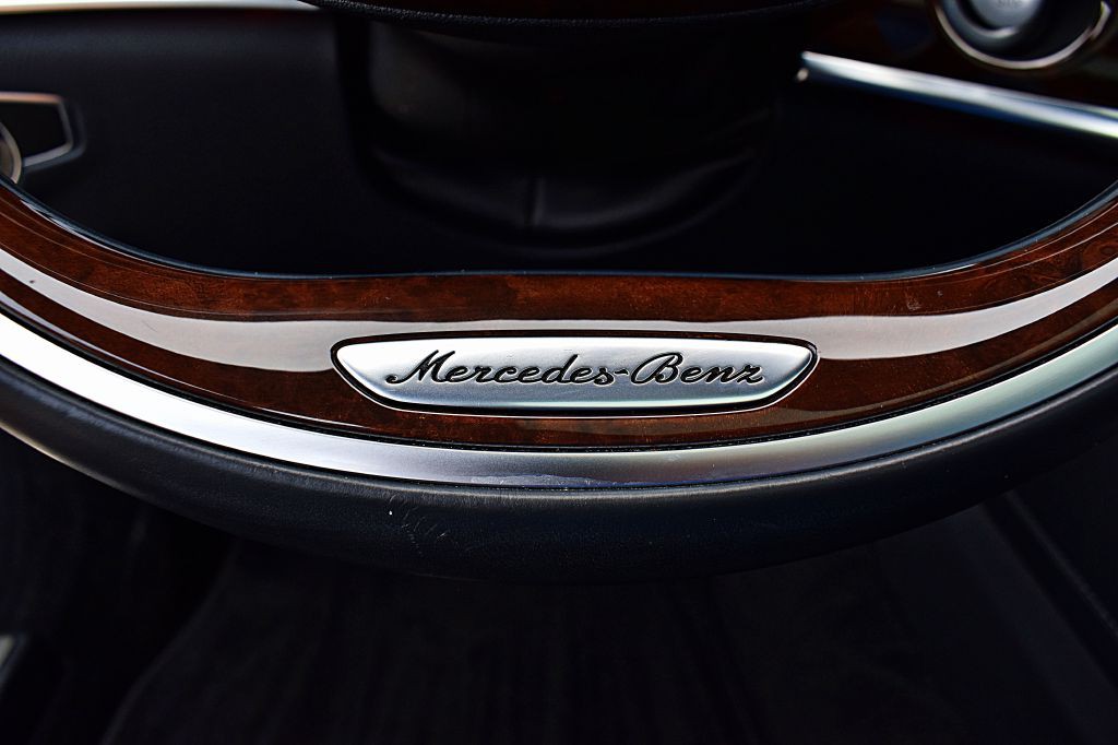 2014 Mercedes-Benz S-Class Image 44