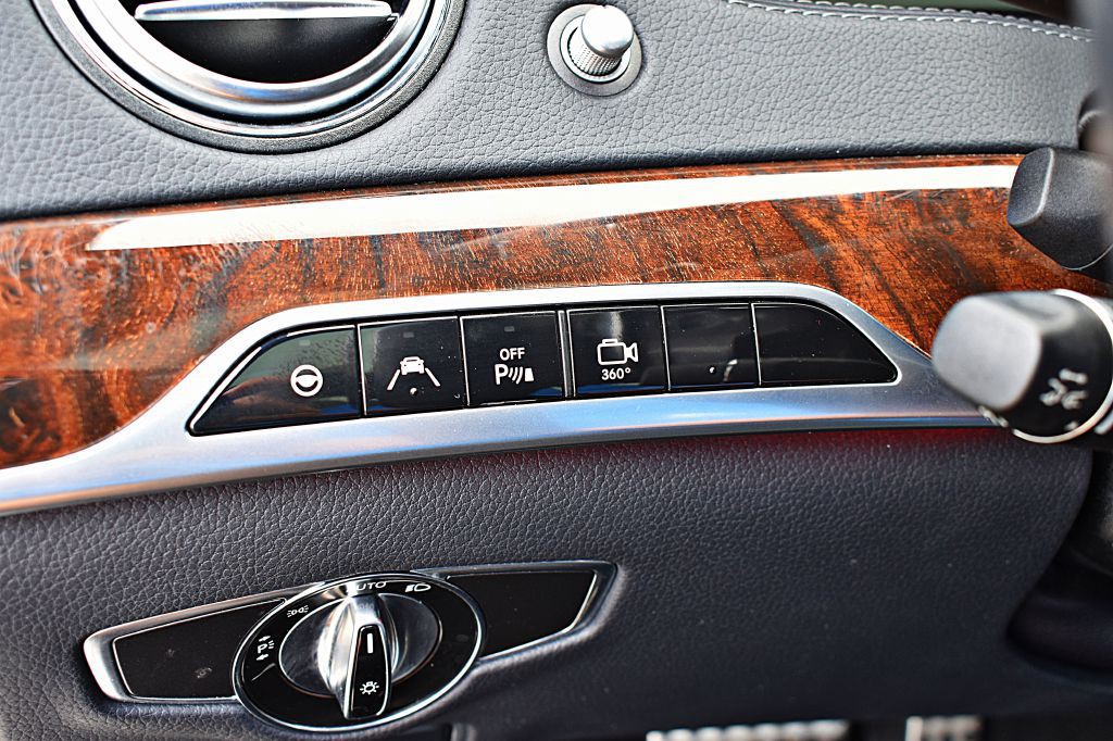 2014 Mercedes-Benz S-Class Image 46
