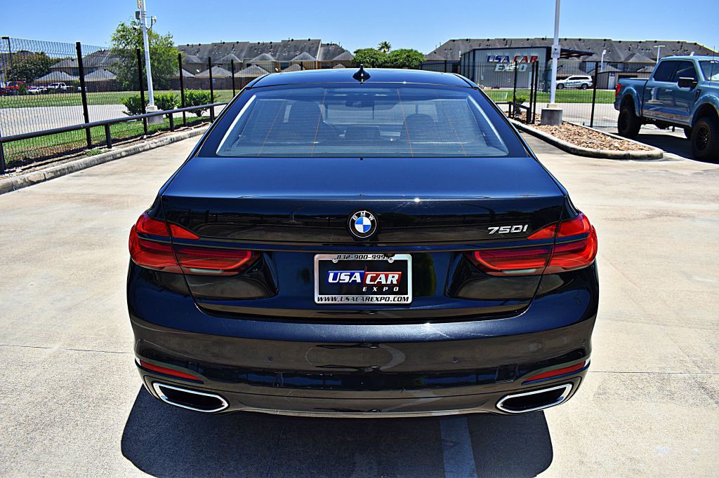 2019 BMW 7 Series Image 6
