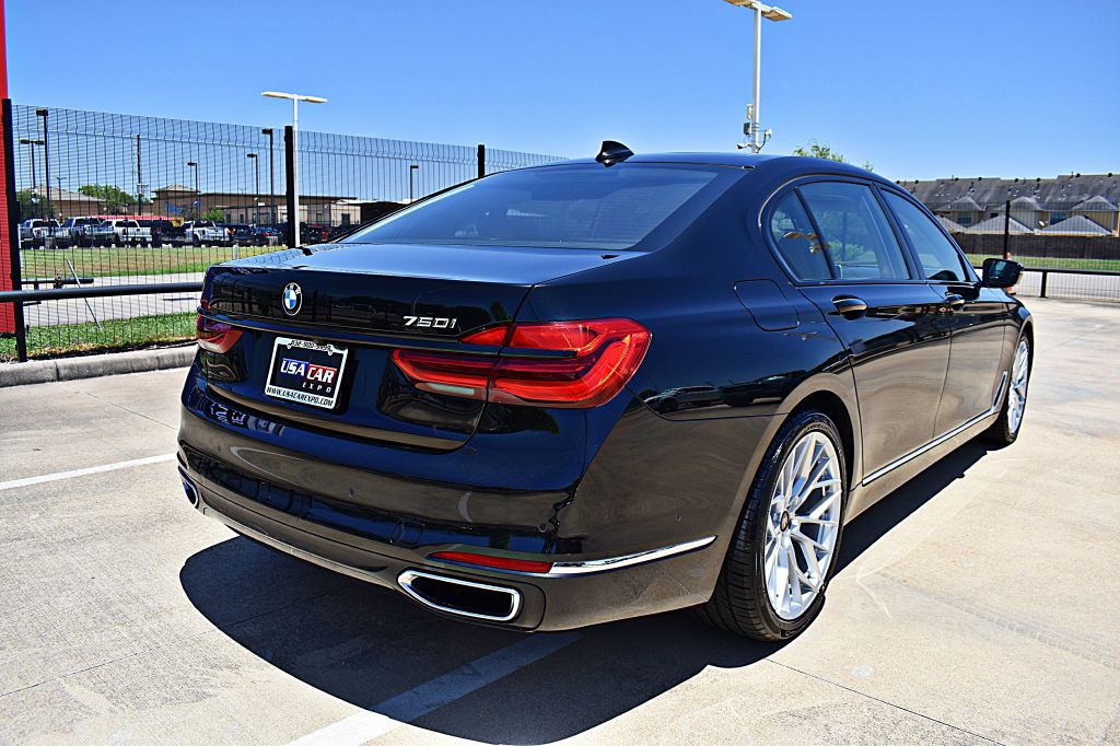 2019 BMW 7 Series Image 7