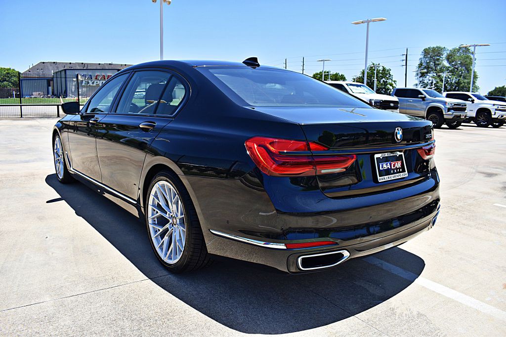 2019 BMW 7 Series Image 8