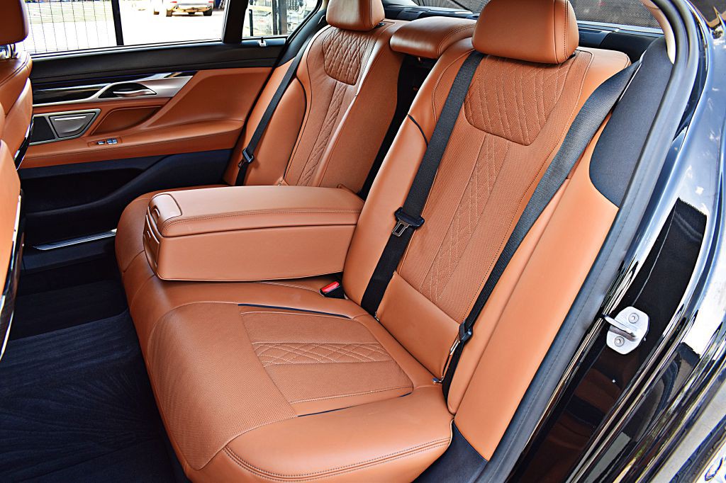 2019 BMW 7 Series Image 19