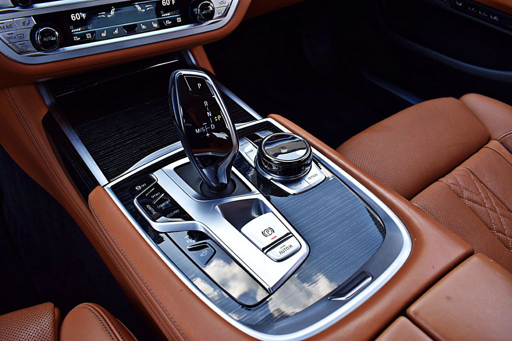 2019 BMW 7 Series Image 38