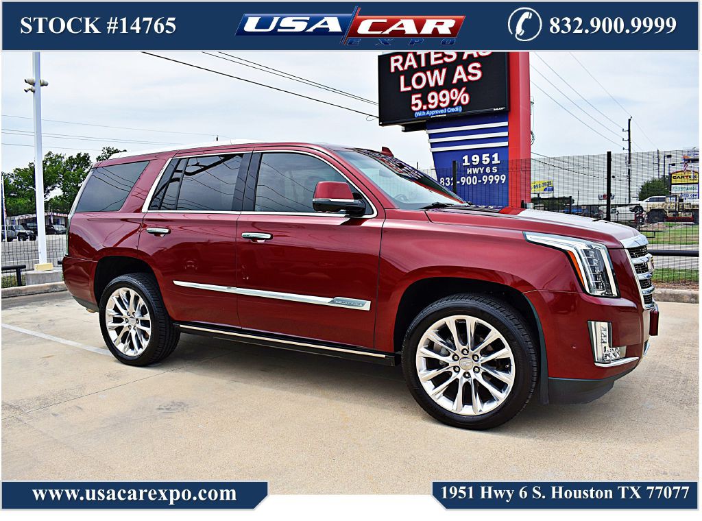 2017 Cadillac Escalade Image 1