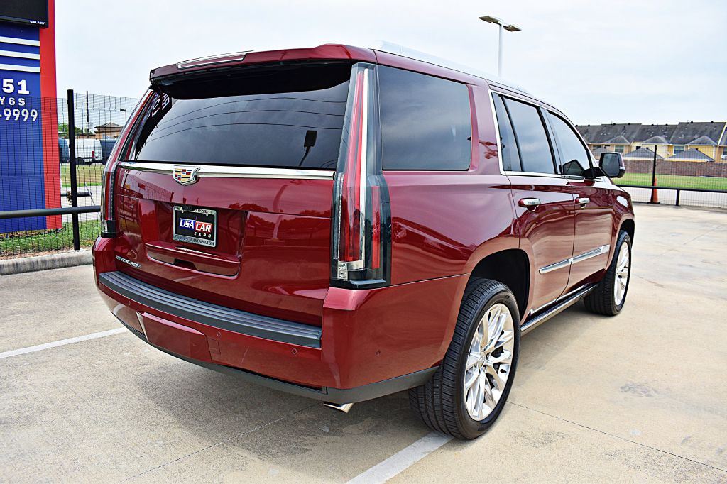 2017 Cadillac Escalade Image 7