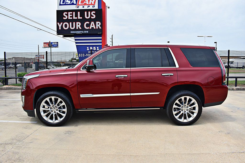 2017 Cadillac Escalade Image 10