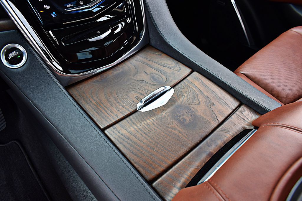 2017 Cadillac Escalade Image 37