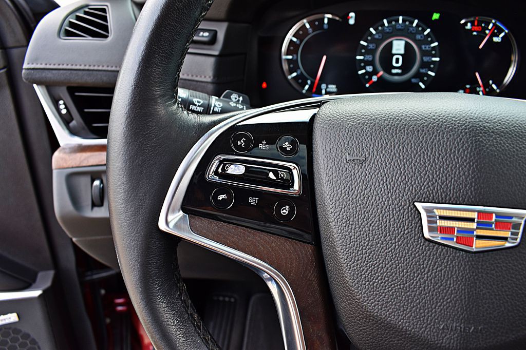 2017 Cadillac Escalade Image 45