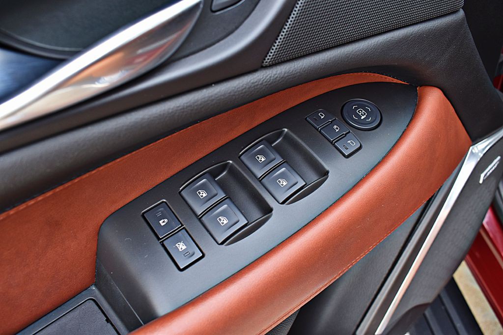 2017 Cadillac Escalade Image 53