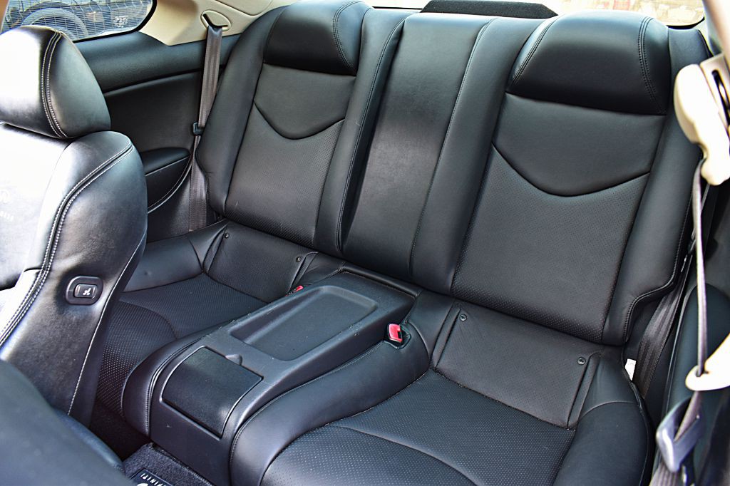 2013 INFINITI G37 Image 18