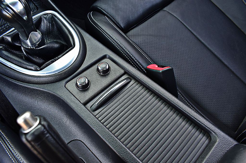 2013 INFINITI G37 Image 36