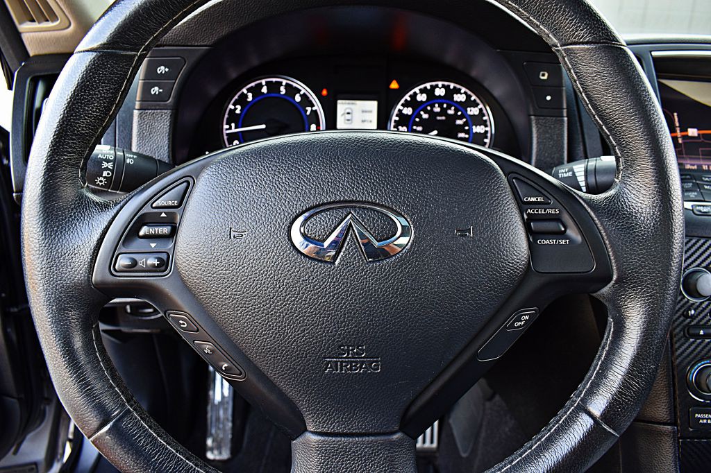 2013 INFINITI G37 Image 40