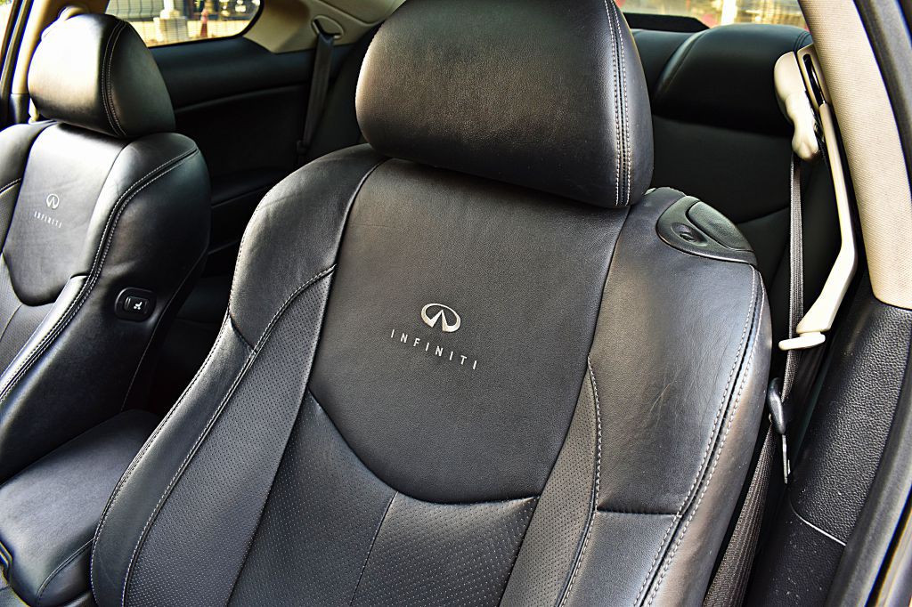 2013 INFINITI G37 Image 49