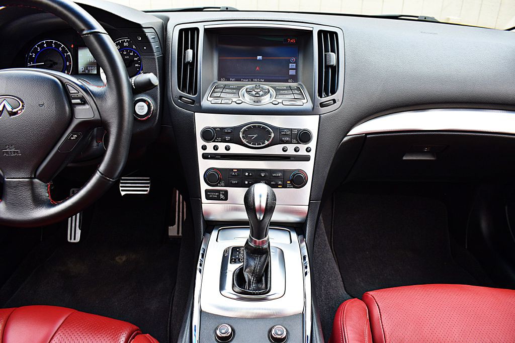 2014 INFINITI Q60 Image 24