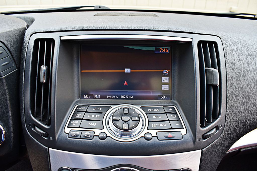 2014 INFINITI Q60 Image 26