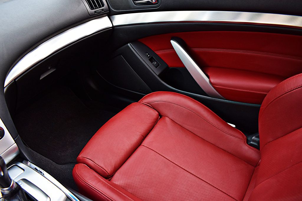 2014 INFINITI Q60 Image 33