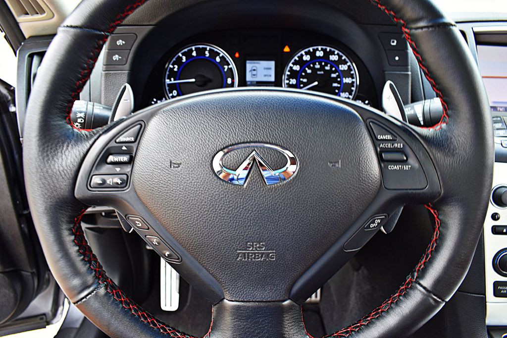 2014 INFINITI Q60 Image 35