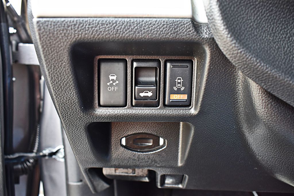 2014 INFINITI Q60 Image 37