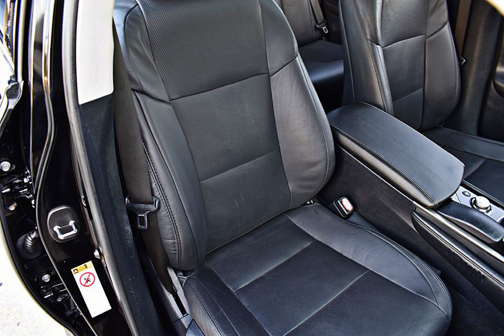 2014 Lexus GS Image 21