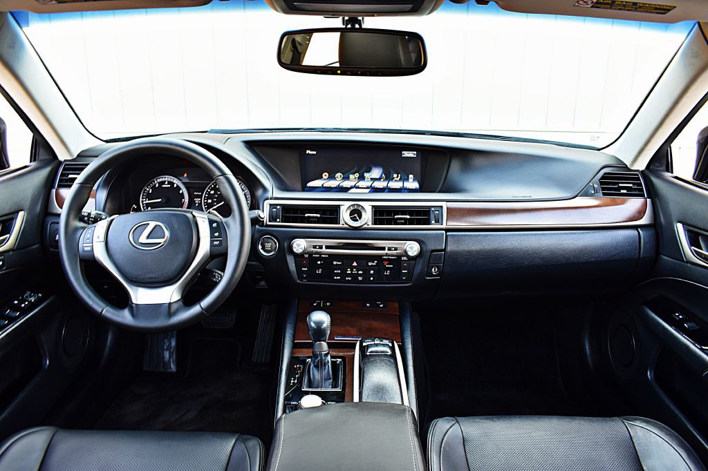 2014 Lexus GS Image 24
