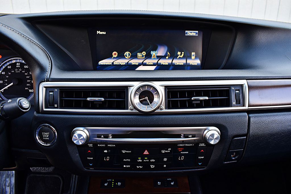 2014 Lexus GS Image 28