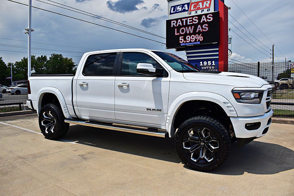 2024 RAM 1500 Image 3