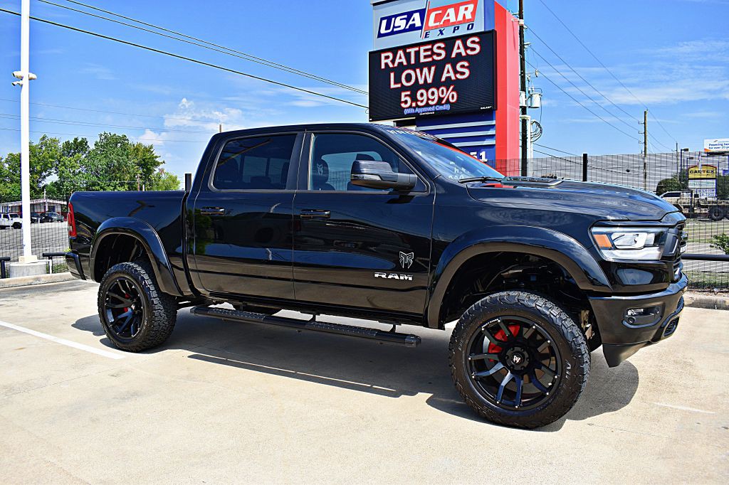 2024 RAM 1500 Image 3