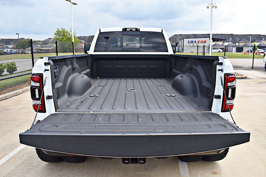 2024 RAM 3500 Image 7