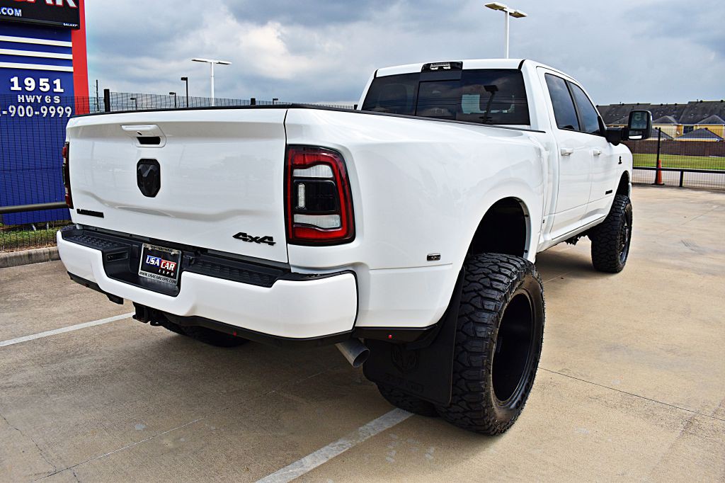 2024 RAM 3500 Image 8
