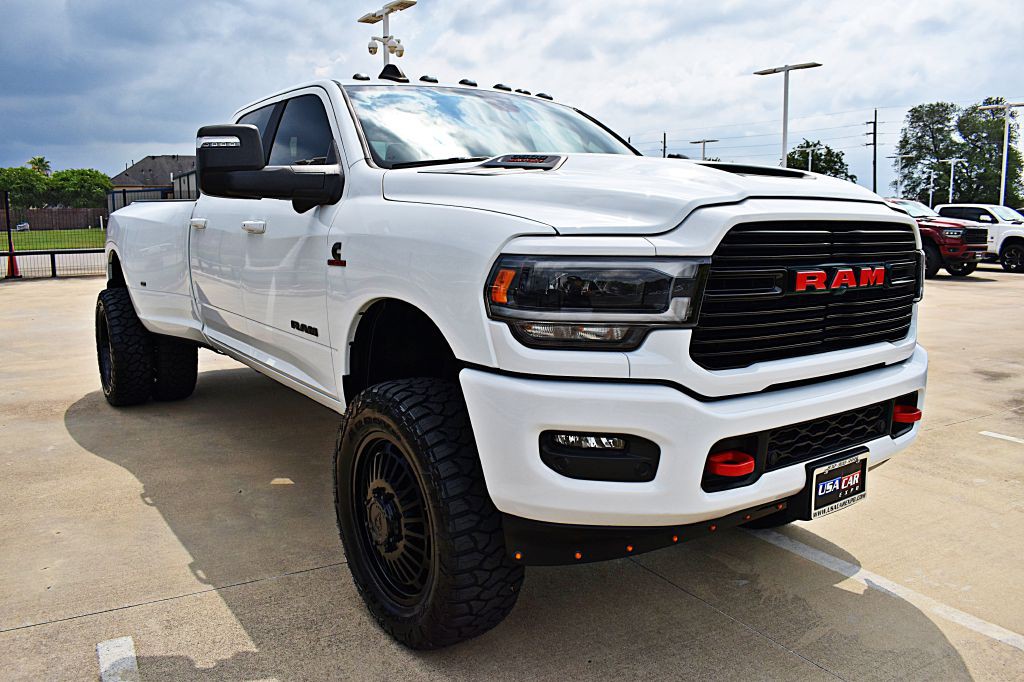 2024 RAM 3500 Image 16
