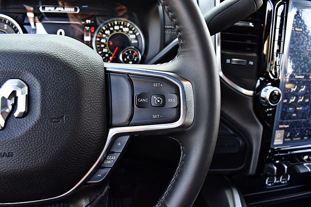 2024 RAM 3500 Image 42