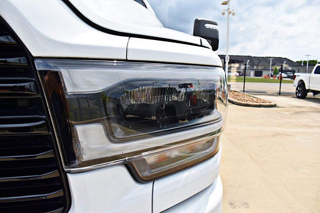 2024 RAM 3500 Image 52