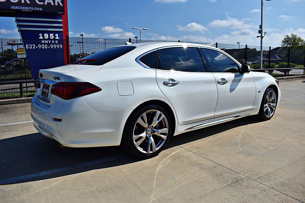 2018 INFINITI Q70 Image 5
