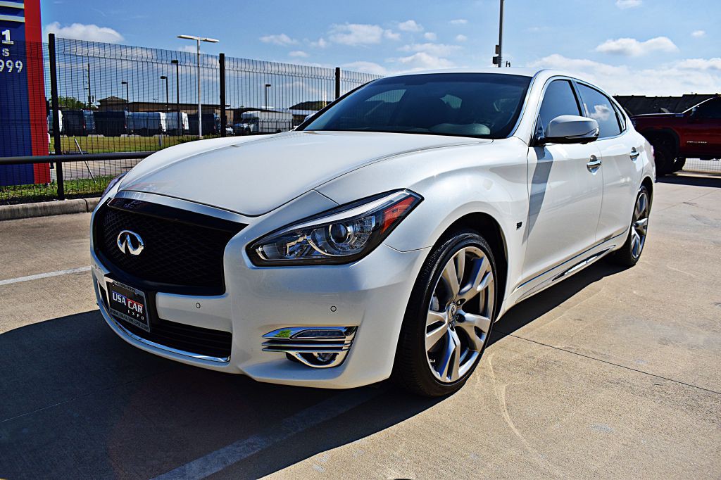 2018 INFINITI Q70 Image 13