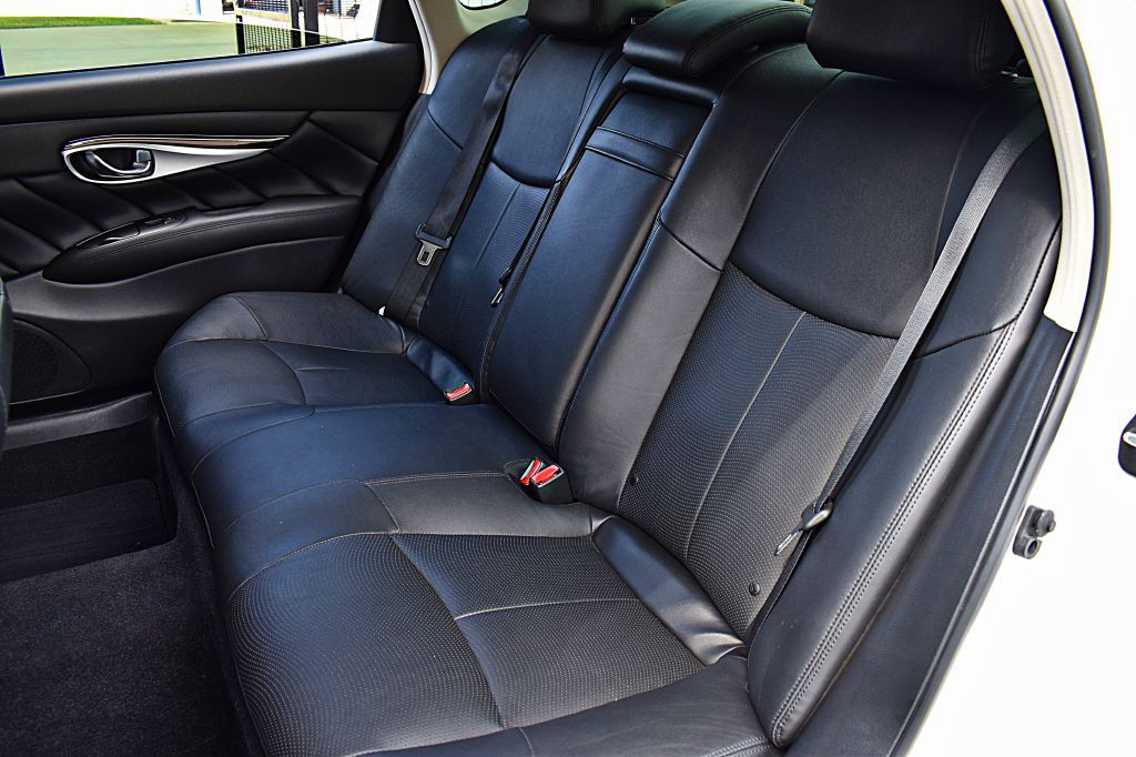 2018 INFINITI Q70 Image 18
